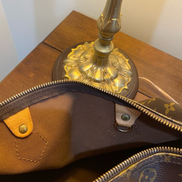 Louis Vuitton Speedy 30 - Picture 14 of 17